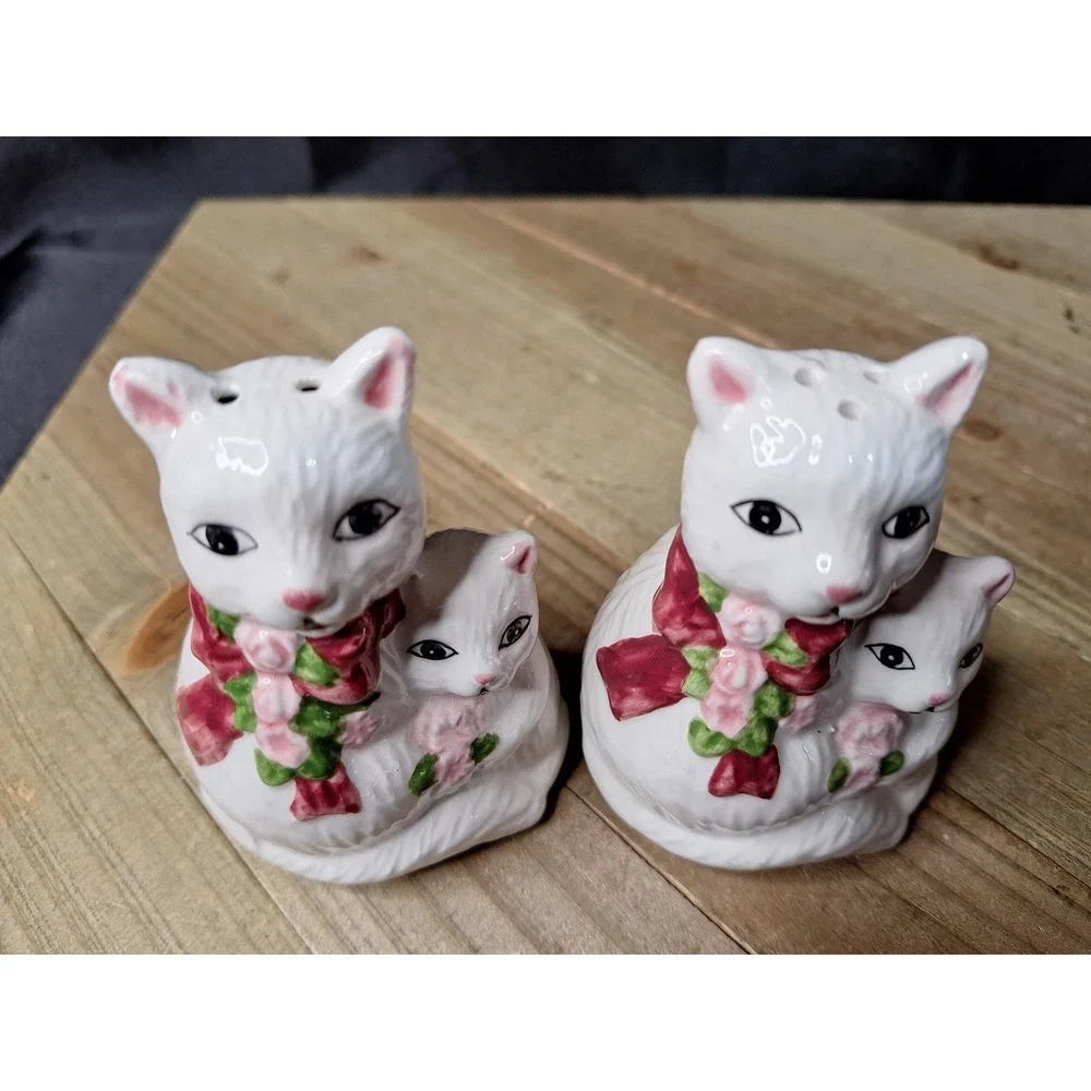 Vintage White Ceramic Cat and Kitten Salt and Pepper Shaker Set Red Bow Floral